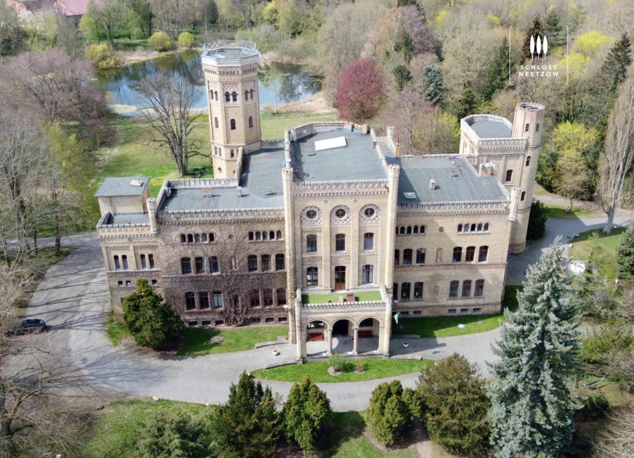 Hotel Schloss Neetzow Exterior foto